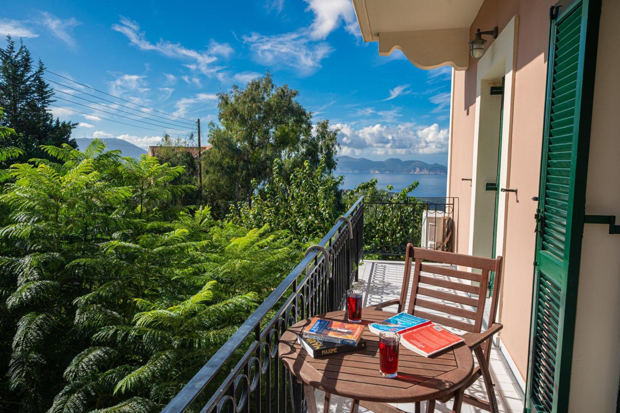 Studios Vrionis Panoramic Sunset Kothréas Exterior foto